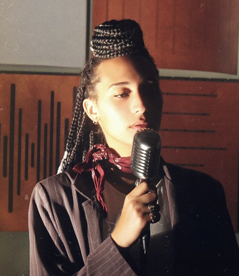 Cristine Ruiz - Artista